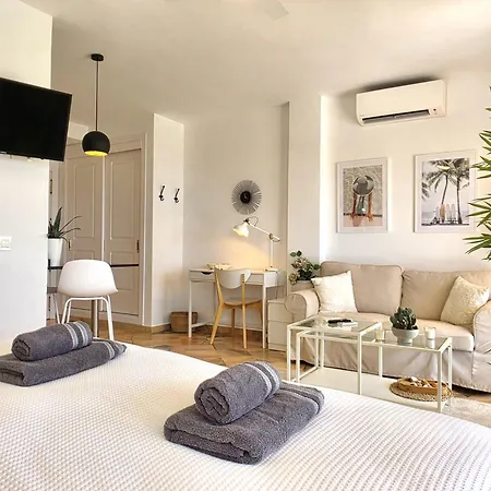 Sr Romana Playa 545 With Wonderful Sea View Апартаменти Марбелья